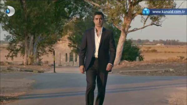wadidiab11's tweet photo. مسلسل وادي الذئاب الجزء العاشر الحلقة 7 و 8 اعلان مترجم 
https://t.co/QUGW723U0Y http://t.co/6H9H3LDOWl