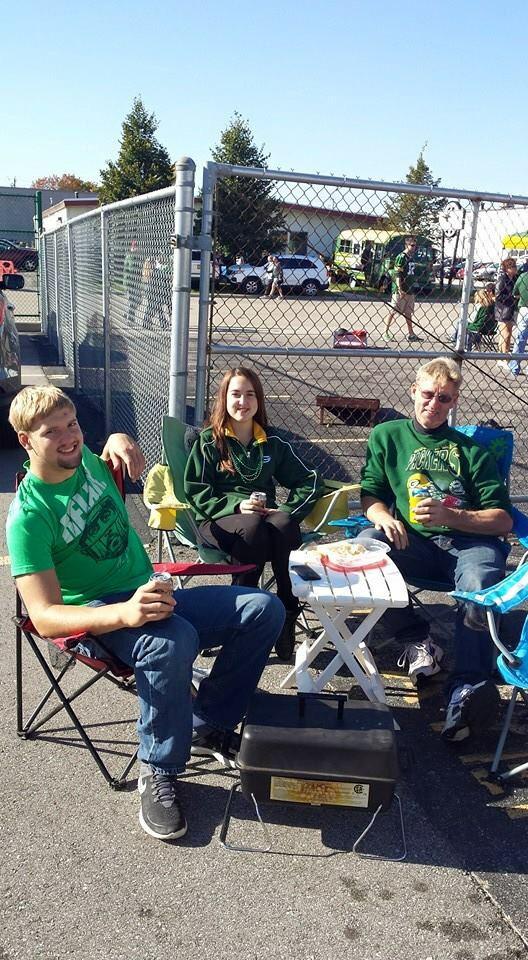 katz2360's tweet photo. My nephew rocking his @promerch shirt while tailgating at Lambeau. #Relax http://t.co/k0kK8096ae