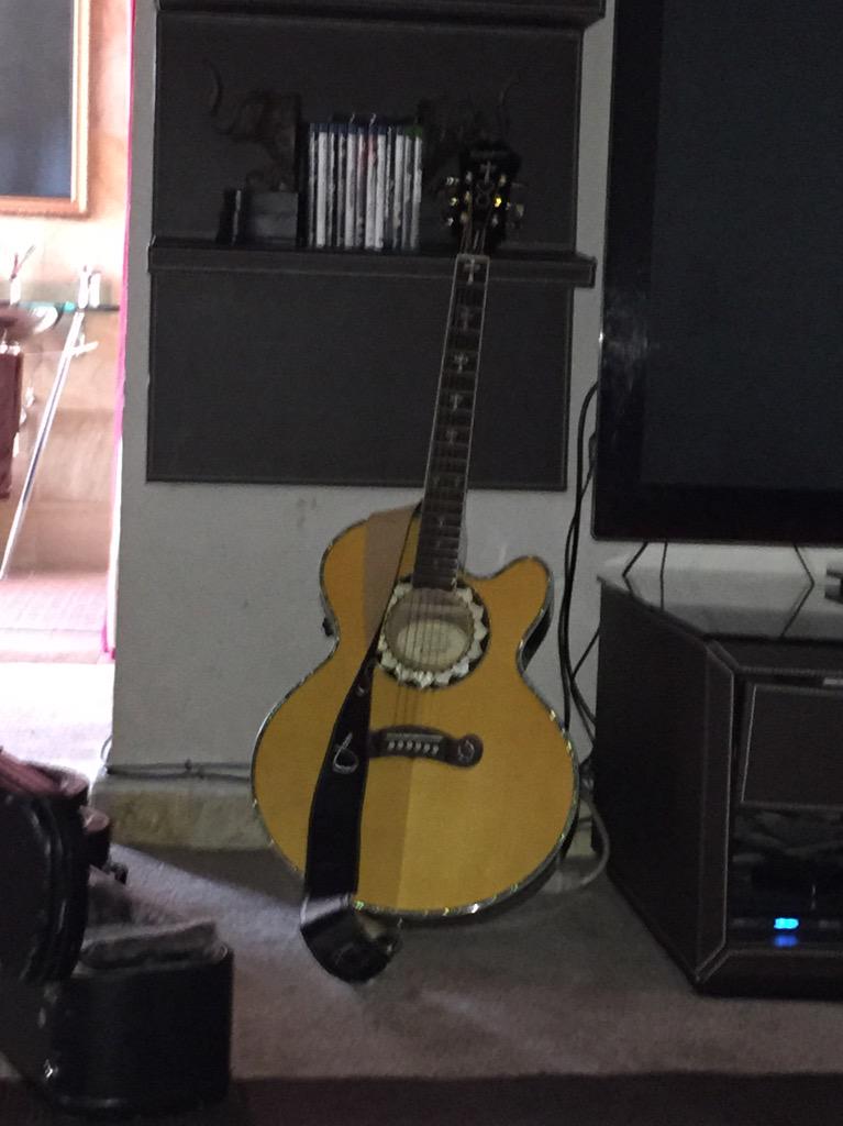 JoseManFigueroa's tweet image. Afinada con amor y nostalgia, me acompañara mañana, a entregar el alma @monitorLATINO conferencia #MonitorLatino2015