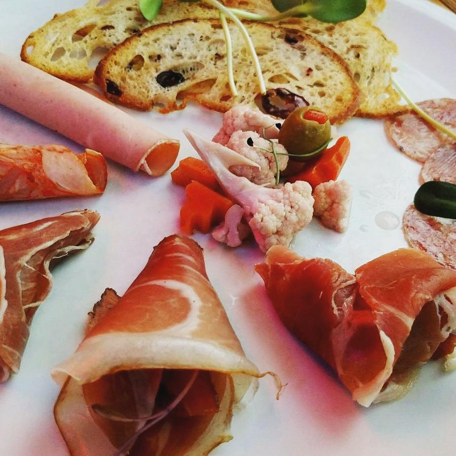 1856 on Twitter "Cured Meats ParmaHam_USA, SpeckHamUSA, SanDanieleDOP SmokingGoose Capicola