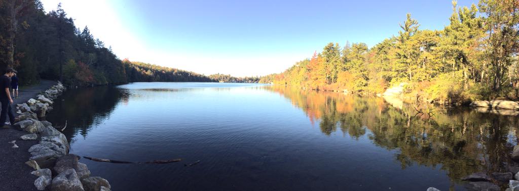 Ryanjd99's tweet photo. Le lake http://t.co/4PeHhqiWr8
