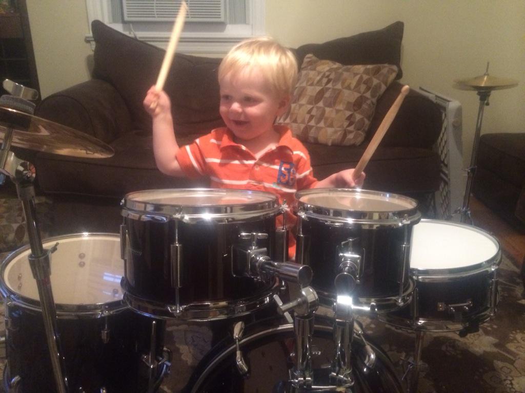 jdeshefy's tweet image. #NickoMcBrain my son is 22 months old, jams to Maiden every morning during breakfast and plays for 30 min at night!