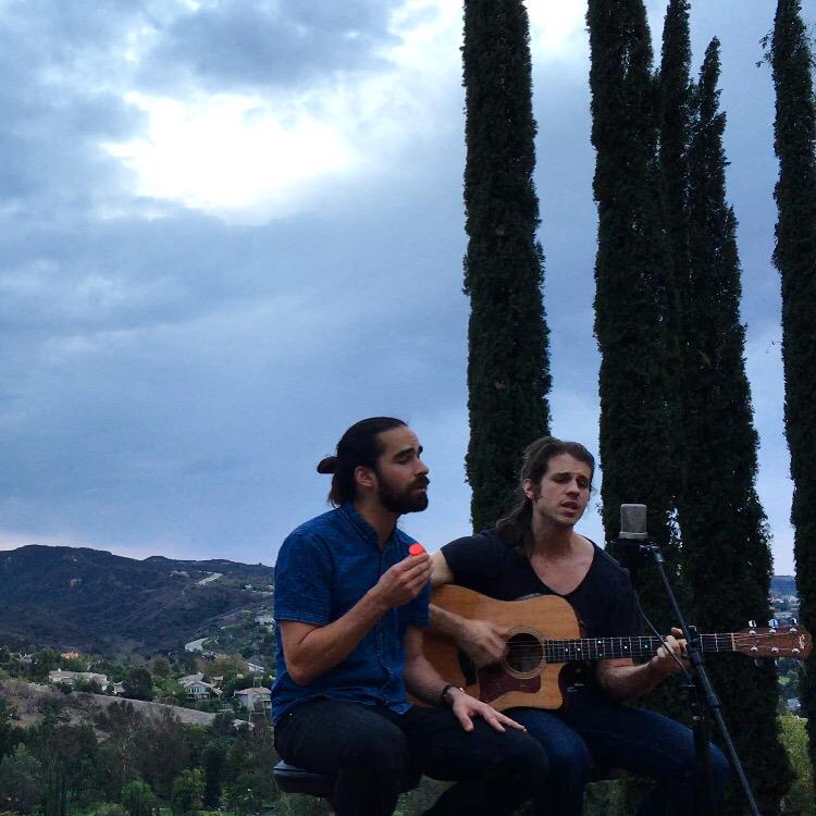 Silver Fish ☁️🍂| #LowerDeckSessions @runnerstheband #runners #taylorguitars #EP