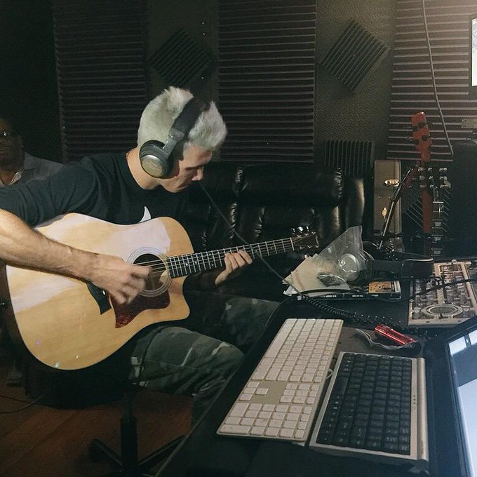 Studio life, recording live #guitar for a few tracks on our album. #music #edm #edmfamily #live #fun<a href="/tag/guitar"class="tags">#guitar</a><a href="/tag/fun"class="tags"><span>#fun</span></a><a href="/tag/music"class="tags"><span>#music</span></a><a href="/tag/live"class="tags"><span>#live</span></a><a href="/tag/edm"class="tags"><span>#edm</span></a><a href="/tag/edmfamily"class="tags"><span>#edmfamily</span></a>