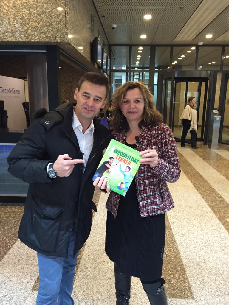 Vrijdag officiële lancering #weddendathetlekkeris maar zojuist sneakpreview voor <a href="/EdithSchippernl/">Edith Schippers</a>  bij <a href="/MinVWS/">Ministerie van VWS</a> #top
