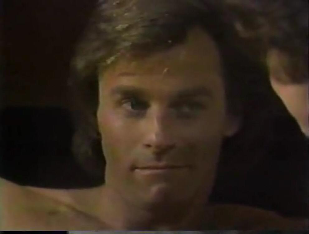 S 💜🤎 tweet media