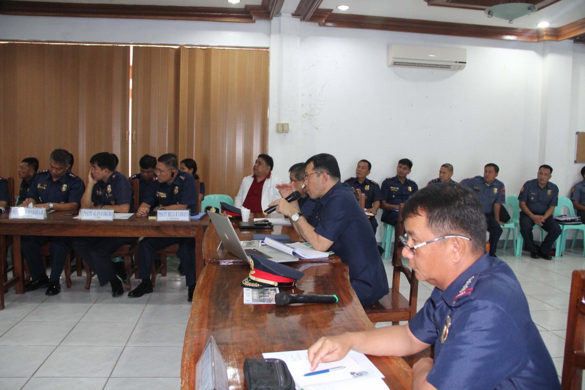 PIOPRO1's tweet photo. PCSupt. Ericson T. Velasquez presided conference to intensify the implementation of Lambat-SIbat in Region 1 http://t.co/HxiYveKfm4