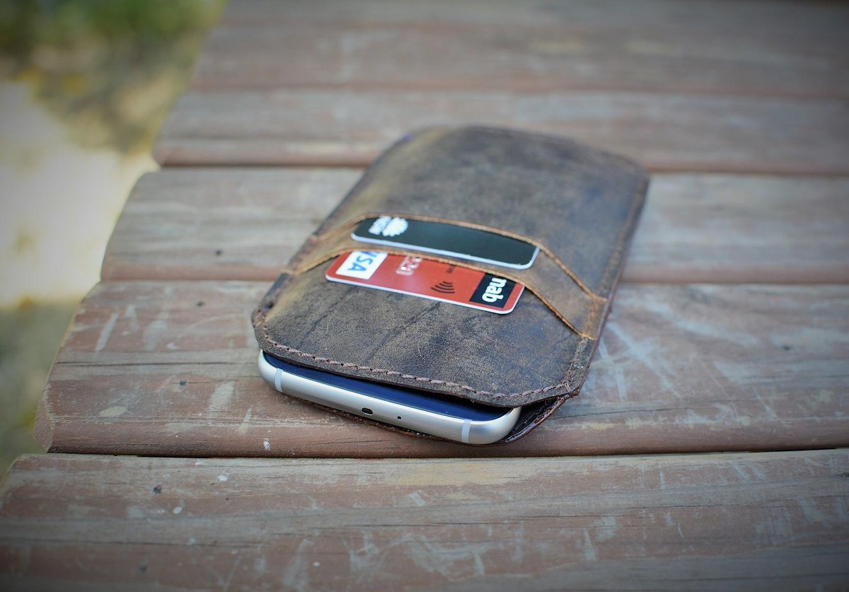 EbbFlowLeather's tweet photo. Handcrafted Rustic Leather Cases. http://t.co/EJgpG9L8C8 #rusticleather #etsygifts #Christmas #mensfashion http://t.co/Ihpr0qpiiS