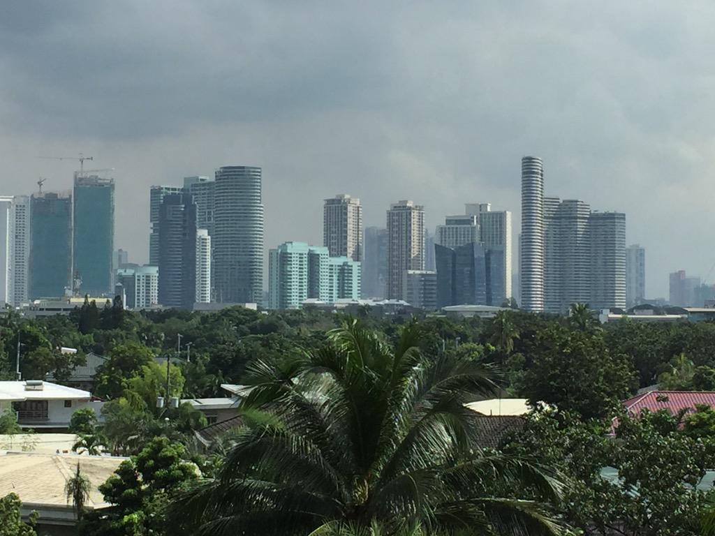 sathishece's tweet photo. Another great #nimblestorage meeting with a large EMC customer in #manila. Timely news yesterday #AdaptiveFlash http://t.co/NOe6SvIAUI