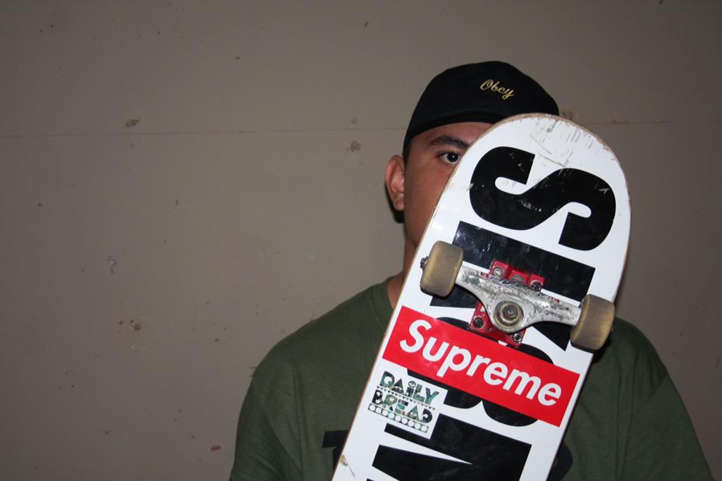 FvCKx__'s tweet photo. QUICK PHOTO SHOOT #LEANBOY$$ http://t.co/rmQZh9fZ24