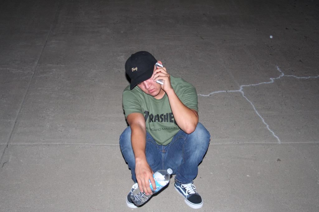FvCKx__'s tweet photo. QUICK PHOTO SHOOT #LEANBOY$$ http://t.co/rmQZh9fZ24