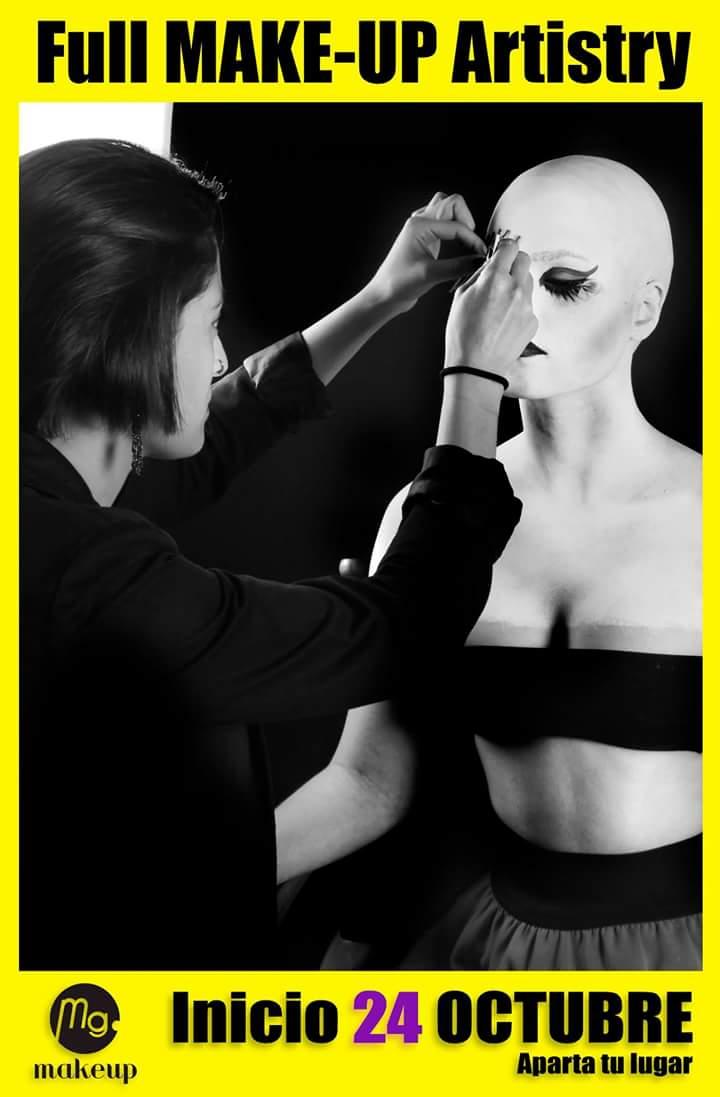 MGMakeupoficial's tweet photo. El trabajo en equipo logra cosas increíbles.  Iniciamos 24 Oct  #maquillaje #curso #maquillista http://t.co/iHHAVvOxN8