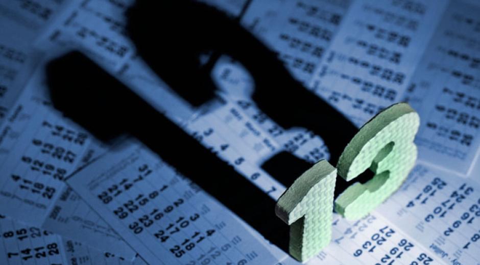 globovision's tweet image. ¿Conoces los 13 trucos para evadir el martes 13? goo.gl/Kk3Ctk