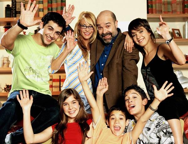 FormulaTV's tweet photo. 7 años del final de #LosSerrano: http://t.co/BPnJu8BO8a http://t.co/1KPK0Mn3KI