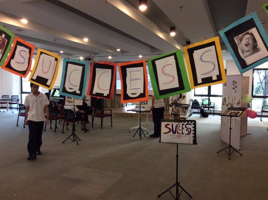 minghk2019's tweet photo. Kicking off with Exhibition Day! #HZx @MrKsTweets http://t.co/85imivSgyx