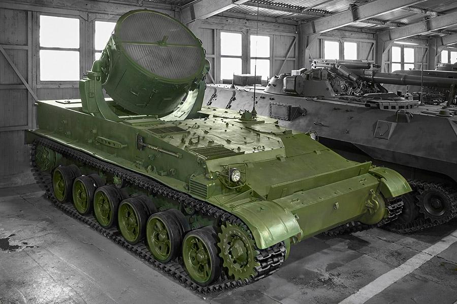 KubinkaTank's tweet photo. Search for #light? Read about Soviet self-propelled searchlight here https://t.co/diqmv448bP #SPU #Object117 #Kubinka http://t.co/358qwzefJn