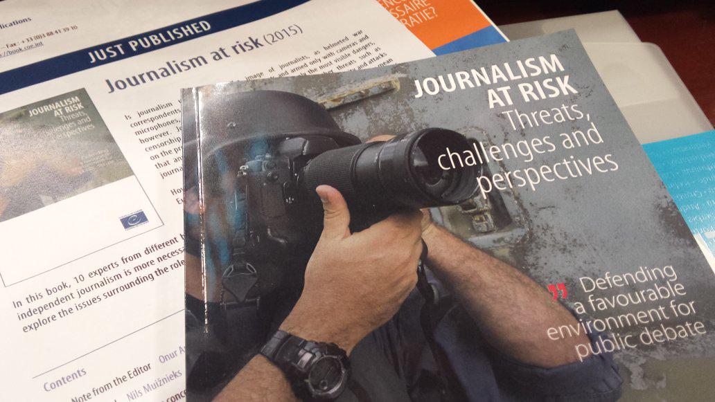 Molenews1's tweet photo. Available now: "Journalism at risk". With contributions from @CommissionerHR @aidanpwhite @pierrehaski... #FoE2015 http://t.co/v2bLsWmBl4