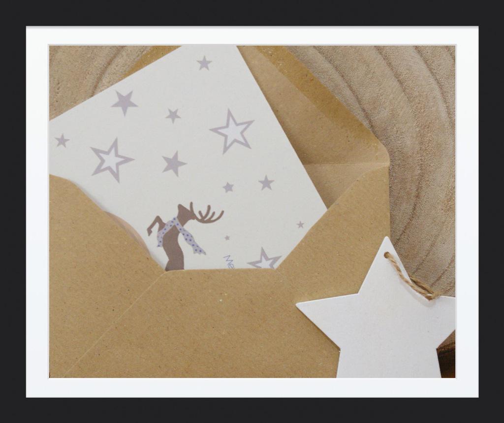 lvmoerkerken's tweet photo. Deze is ook verkrijgbaar op http://t.co/Wu885YX4mm #kerstkaart #kraft #recycled #mrdeer http://t.co/T1w6Yu8qHO