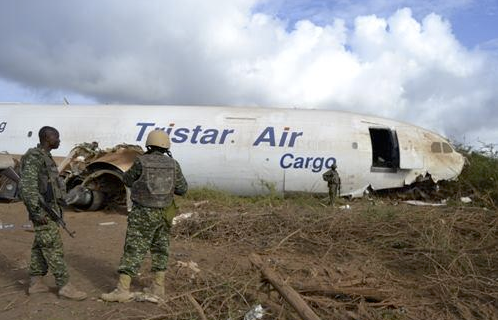 Airbus A300F crashs in Somalia after failing to land in ...