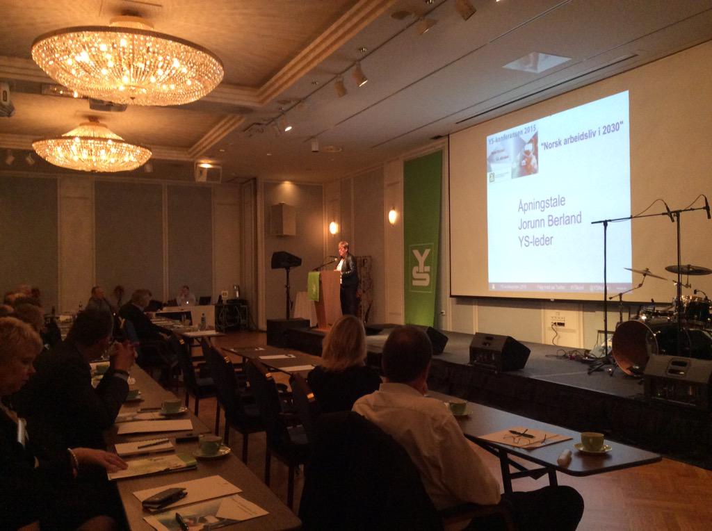 OyvindHR's tweet photo. Jorunn Berland åpner YS-konferansen 2015 #YSkonf http://t.co/9Czyh7RqXX