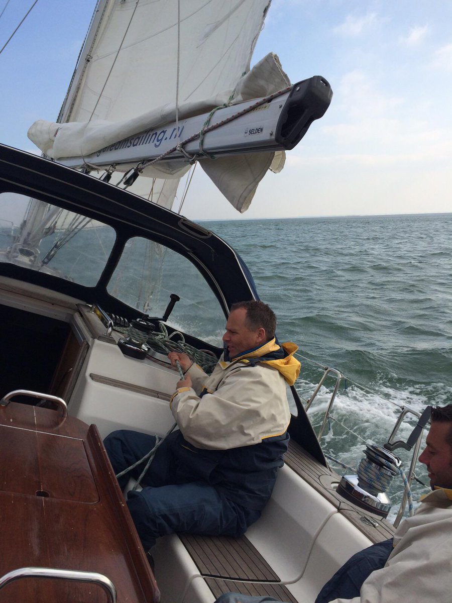Stoere mannen vandaag. NO 4, temp 6graden. <a href="/npoosterschelde/">Nationaal Park Oosterschelde</a> #relationclient ow.ly/Tlai9