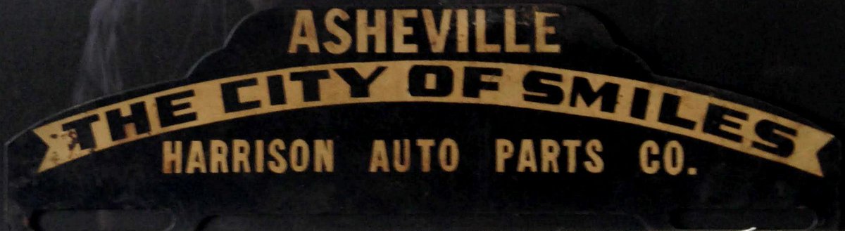 jharrisonAVL's tweet image. Also saw this old badge his shop must have given out. "Asheville: The City of Smiles." Bet it's 60-70 years old.