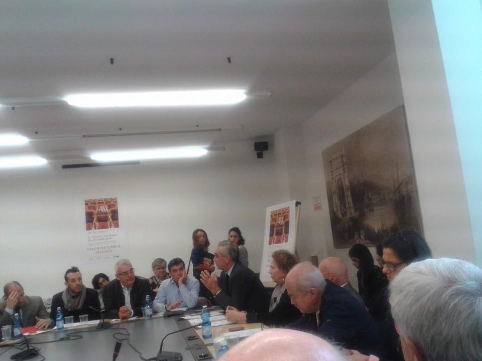 La Rete Lirica delle #Marche presenta la stagione 2015/16 <a href="/VentidioBasso/">TeatroVentidioBasso</a> <a href="/teatroaquilafm/">Teatro dell'Aquila</a> <a href="/TeatroFortuna/">Teatro della Fortuna</a> <a href="/cmspettacolo/">Marche Spettacolo</a>