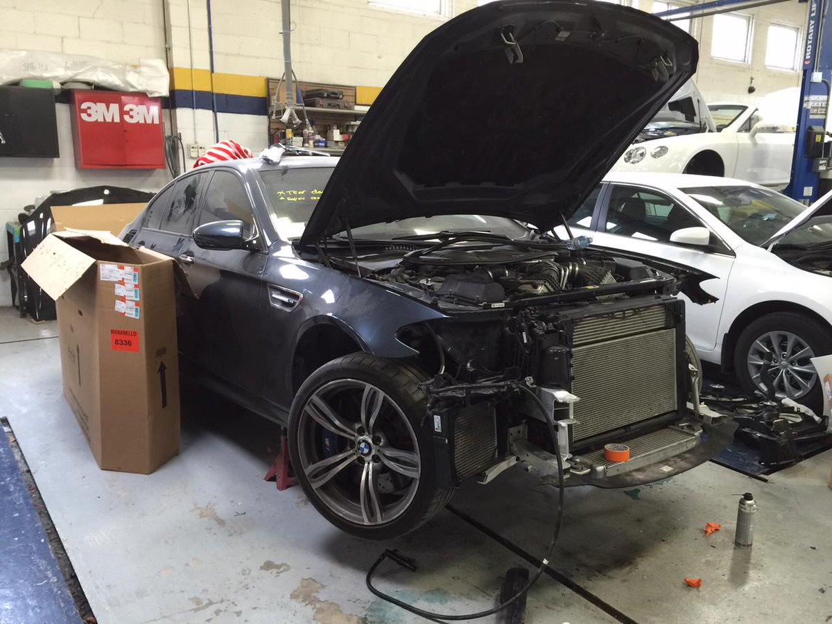 LeonsAutoBody's tweet image. Busy start to the Fall Season at #leonsautobody