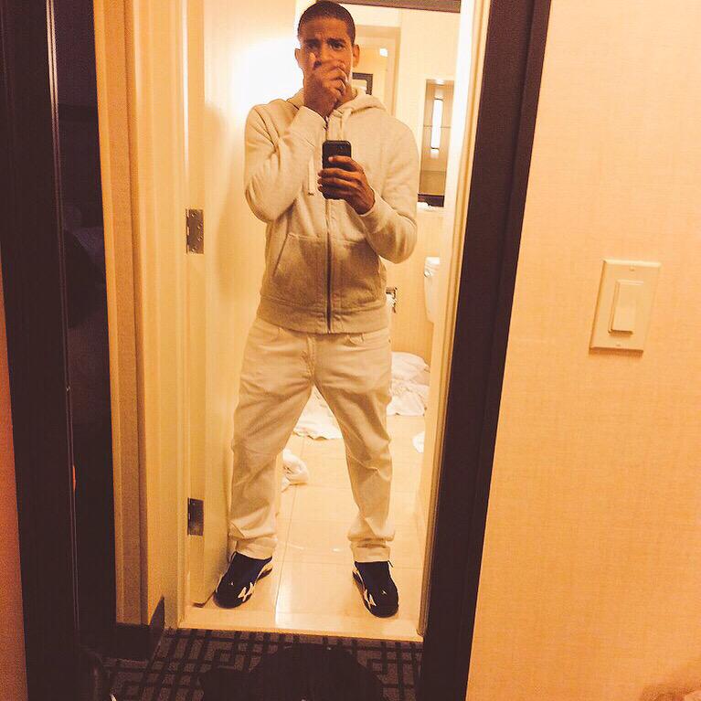 1BigHomieEl's tweet photo. See my past n where I came from when looking in mirror #BigHomieEl #camefromnothin #mtvernon #bottom2TOP http://t.co/RxSuMkMHHa