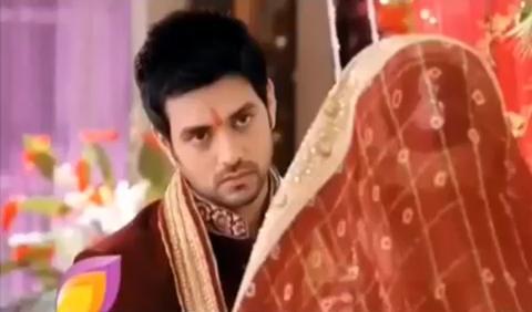 Rohitkeshari10's tweet photo. @_MeriAashiqui_ #SploierAlert #NewPromo #Upcoming #Epi.!
https://t.co/wZzEGbFraF
@shaktiarora @radhikamadan01 @ http://t.co/fLo4Oka1i5