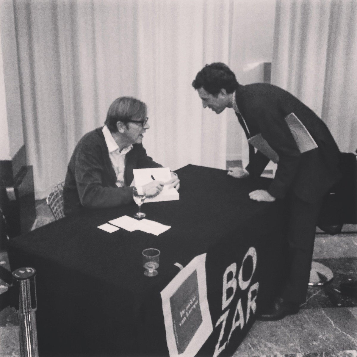 JEFBrussels's tweet photo. Last night @GuyVerhofstadt made an inspiring call for a #federal #Europe. Let's #cureEurope! http://t.co/tFnGaVIRwR http://t.co/75OiY5QaDa