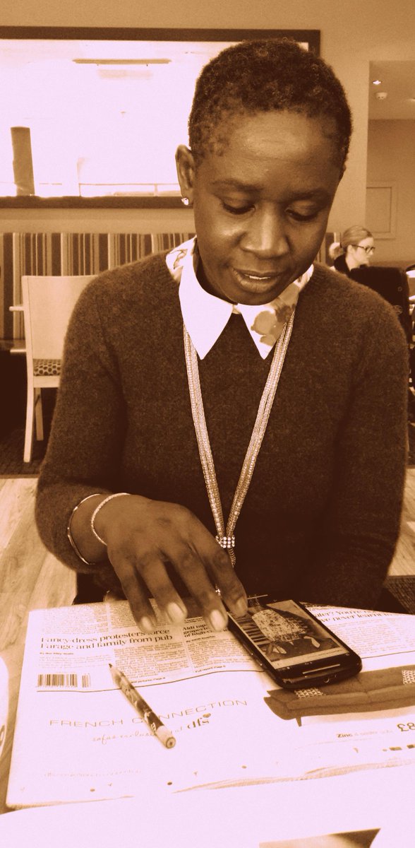 Kemitelford's tweet image. Why do I share my business with others online? realyvonne.com/2015/08/18/why… #blogging #whyblog