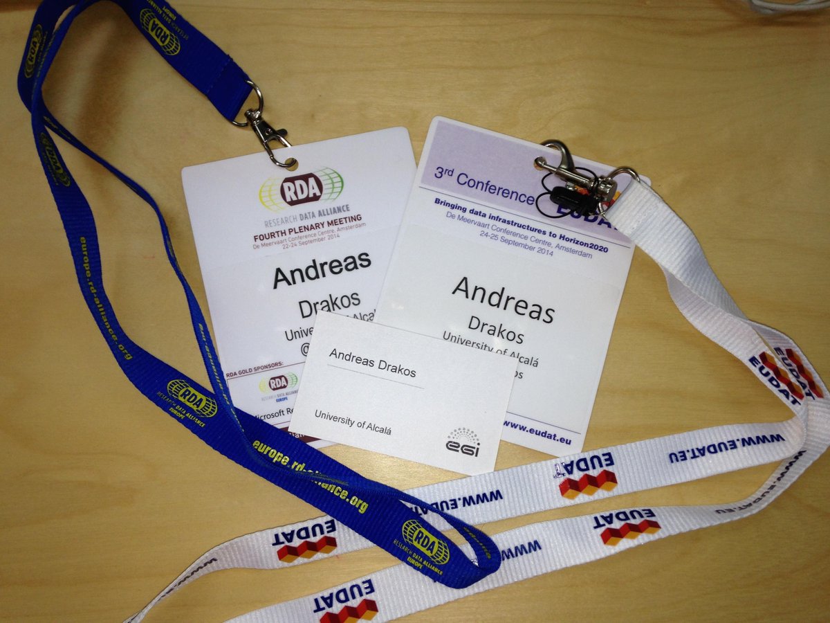 Agroknow's tweet photo. 1 year ago @andr_drakos reported back from the 4th #RDAPlenary meeting http://t.co/AJILcHWw57 #resdatall @resdatall http://t.co/9Dv2L2SyY3