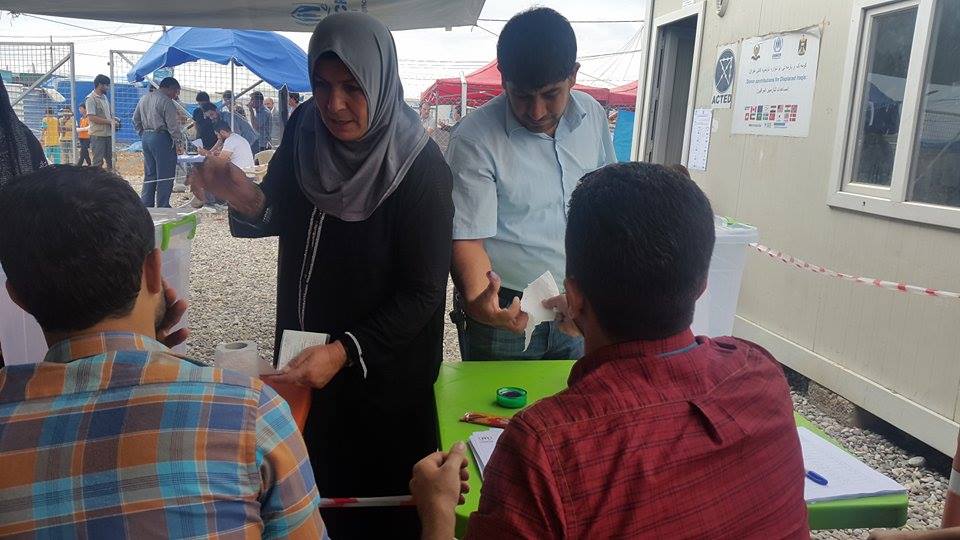 cccmiraq's tweet photo. Community elections in #Harshm #IDP #camp #Erbil organized by #ACTED &amp; #ERC with 60% participation, 45% were women http://t.co/YpAgQAgIbv