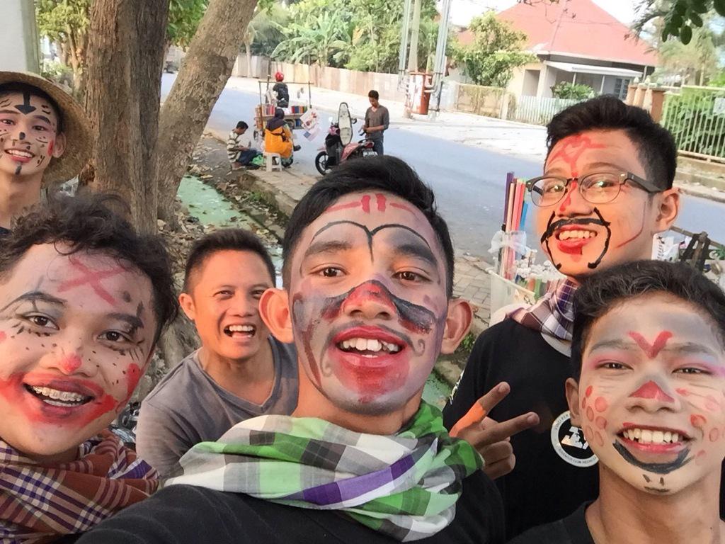 teatermentari's tweet photo. Keceriaan yang terlihat di wajah Kelompok Utara😊👍 http://t.co/7PFCzJEla9