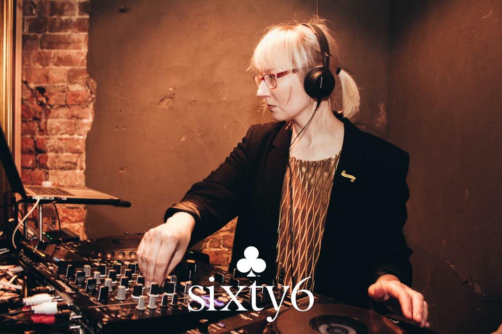 flashdjcom's tweet photo. Lady Djs Rock @sixty6belfast #flashdjcom #dowhatyoulove http://t.co/f7ZuxNhtPl