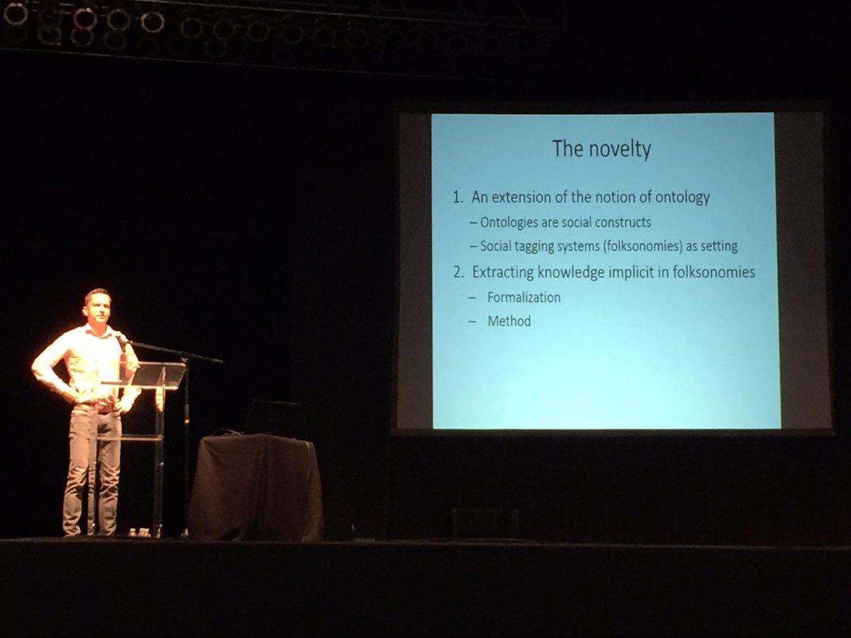 roiblanco's tweet image. @pmika receiving the "ten years best paper" award at #iswc2015 @YahooLabs