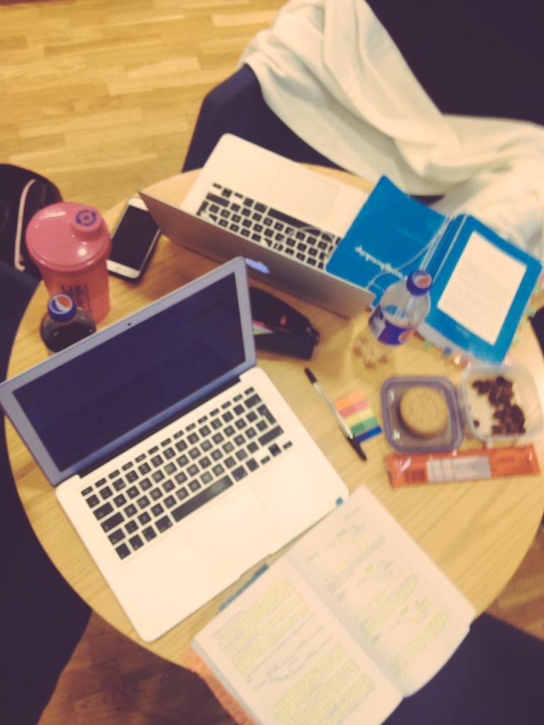 Linde93's tweet image. #Plugg @ Kulturens hus!📚 #tentap