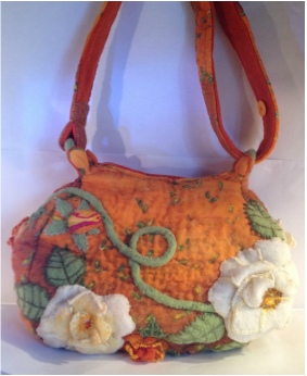 JardindeMaud's tweet photo. Ghislaine @JardindeMaud 
#Wool #silk #embroidery #thicknunofelting #silkonfeltedwool #matchingcottonlining #bags #art http://t.co/ffsyhMhnx6