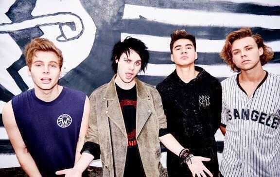 5SOS's tweet image. Ten days until Sounds Good Feels Good is yours!! Thanks for all the support, we love you guys 5sosf.am/vjnufZ