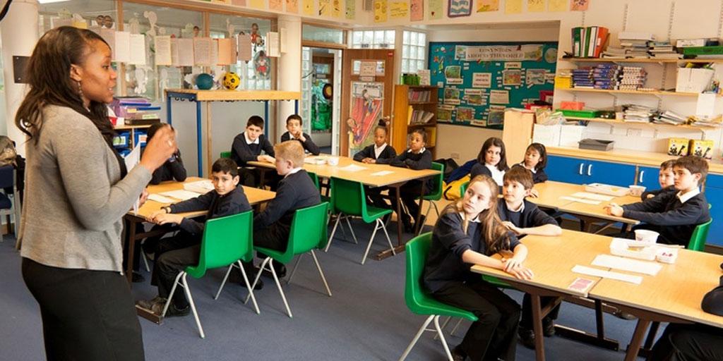 We are again looking for #volunteers for our ChildLine Schools Service. Please RT. bit.ly/1zBUfrv
