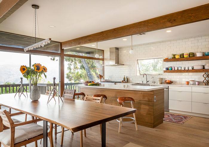 HBCupboards's tweet photo. Beautiful bright and inviting kitchen. We were happy to be part of this project! #HBCupboards #HuggyBear http://t.co/b1F52cdYp6