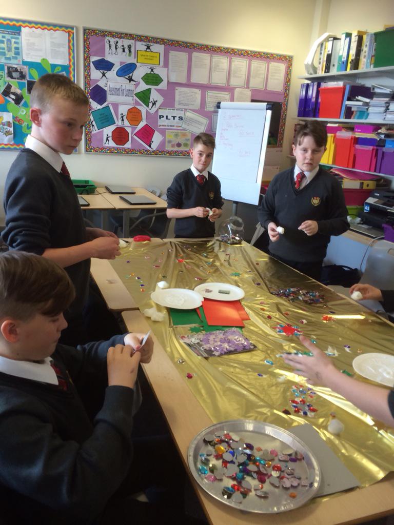 Model_LFLW's tweet image. Being creative this afternoon in Learning for Life and Work. Designing a dragon as part of the yr 9 festivals unit.