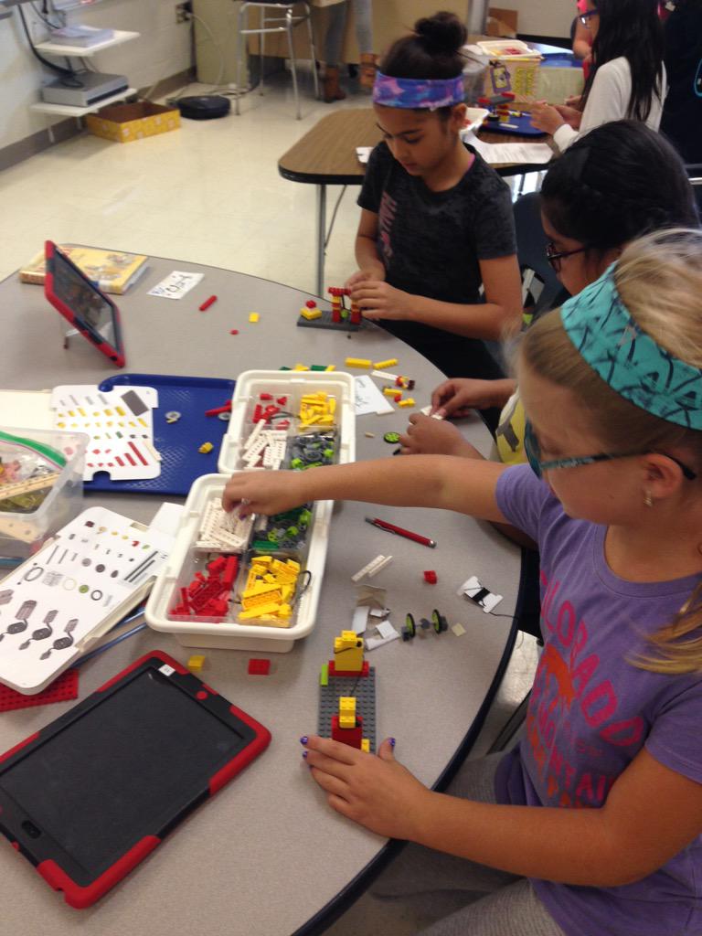 lenzlandia's tweet image. Building playground equipment during STEM! #stempilot