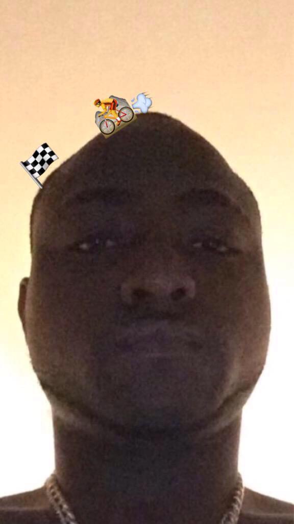 margielapapi's tweet photo. je pose ça la http://t.co/S6IeUxbyfC