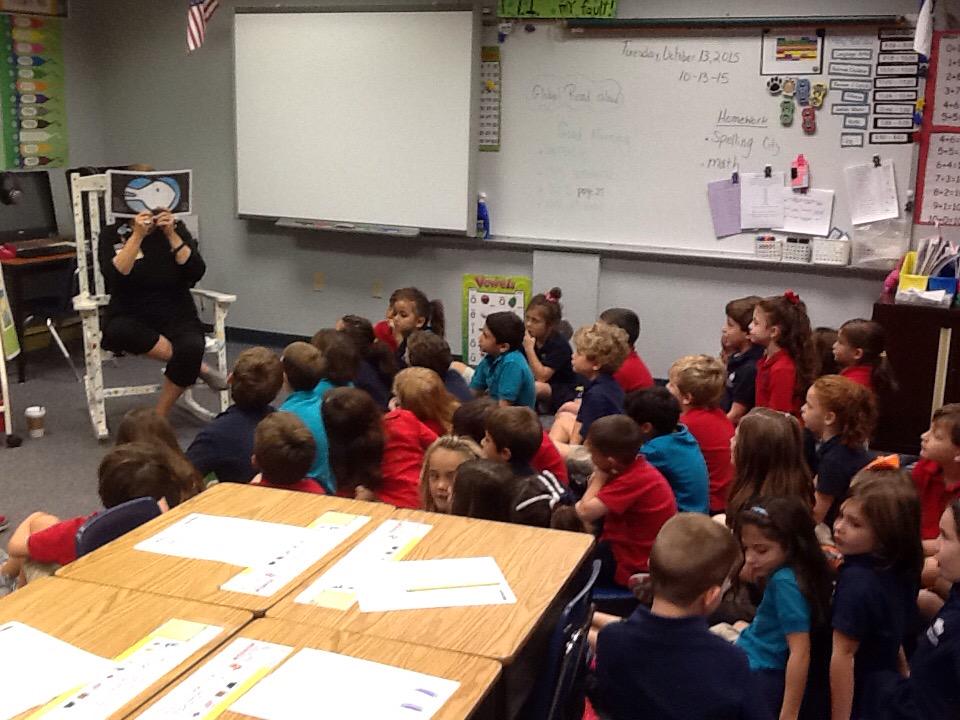 MsIsrael1's tweet image. 1st shares Duck! Rabbit! read aloud read by Ms. Jay. We'll share our voting results w/our Global classes!#davis1