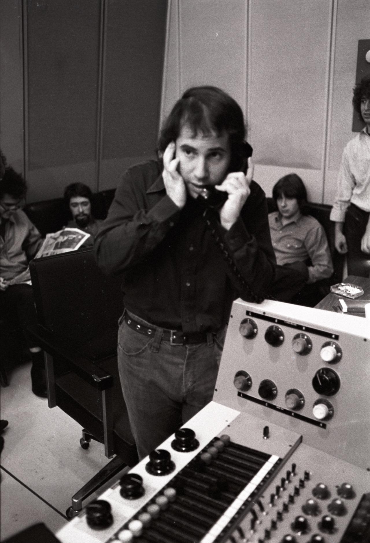Happy Birthday Paul Simon! Here\s Paul recording his self-titled debut. 