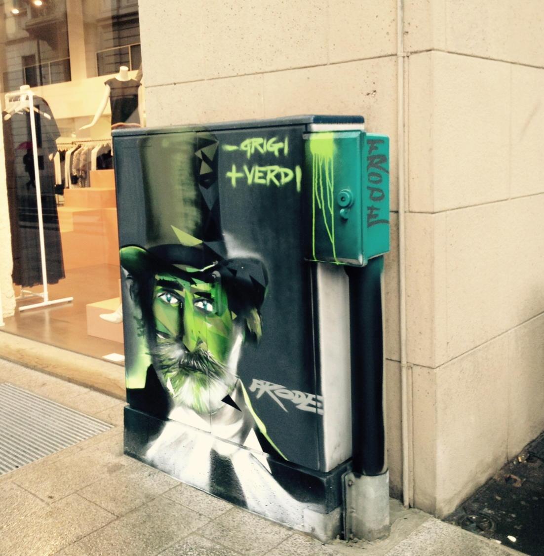 operachic tweet media