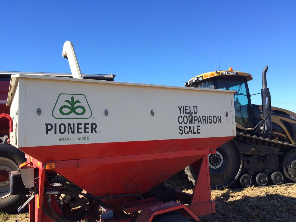 SeedCommanderRT's tweet photo. @ASDK_MN_East Here's a scale that by now is used to losing to winged ear #WelcomeToDekalbCountry #TechPays http://t.co/YNXmPVMumV