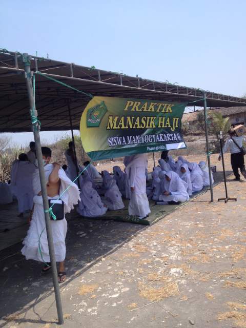 mandayaevent's tweet photo. Ini agenda kelas X kemarin,mereka udah siap naik haji beneran kayaknya nihh :) @MANYOGYAKARTA2 @MAN2YK_2018 http://t.co/QdTutJjEOQ